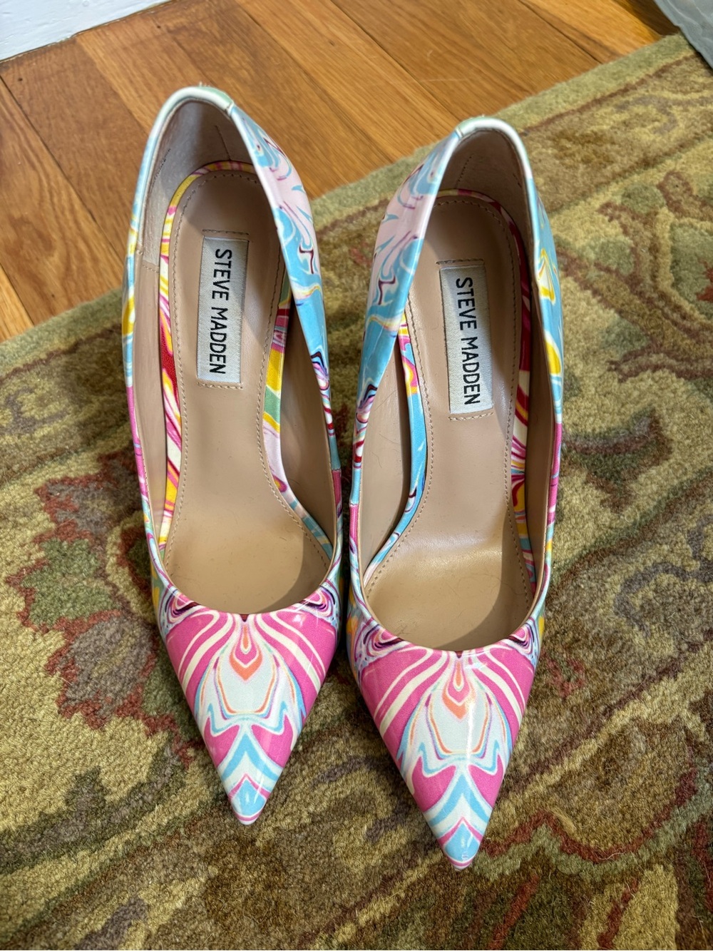 Steve Madden Pink and Blue Marble Pointed Pumps Size 6